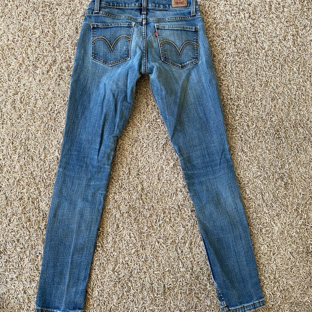 Levi’s Low Rise Skinny Jeans - Picture 4 of 5